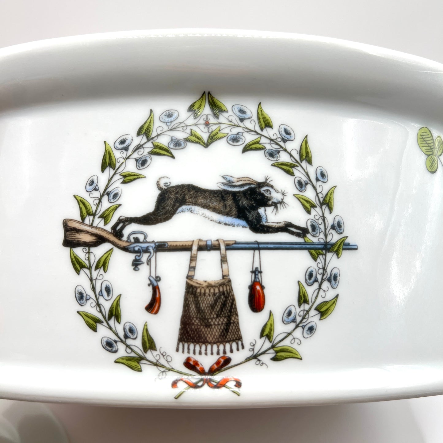 Luksusowa teryna Porcelaine d'Auteuil Paris – „Le Lièvre & La Bécasse”