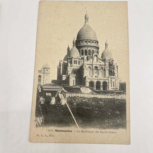 Kolekcja "Parisian Moments" – Zestaw 6 Oryginalnych Pocztówek z Epoki