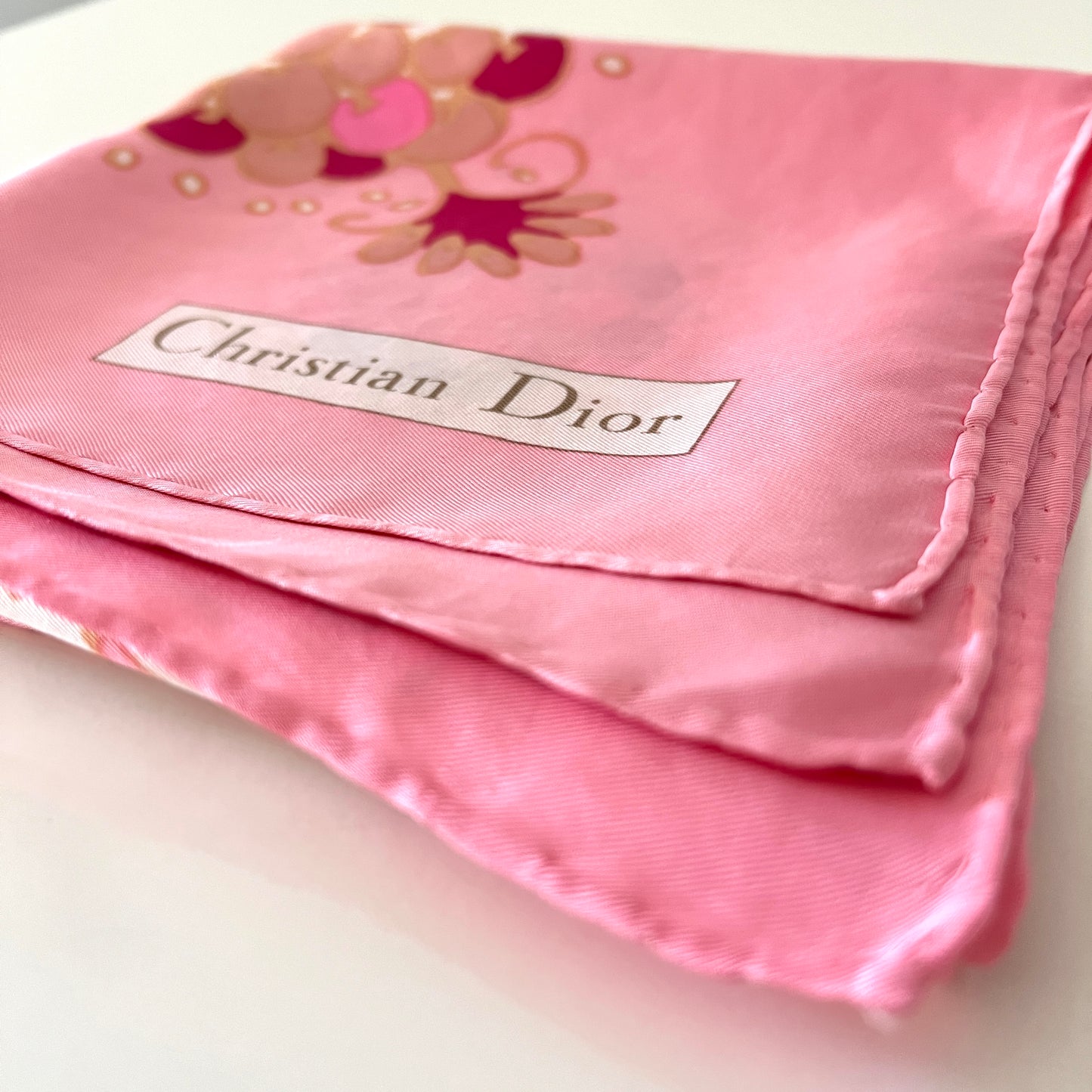 Apaszka Christian Dior – różowo-pudrowa, wzór paisley, 80×80 cm, oryginalne pudełko