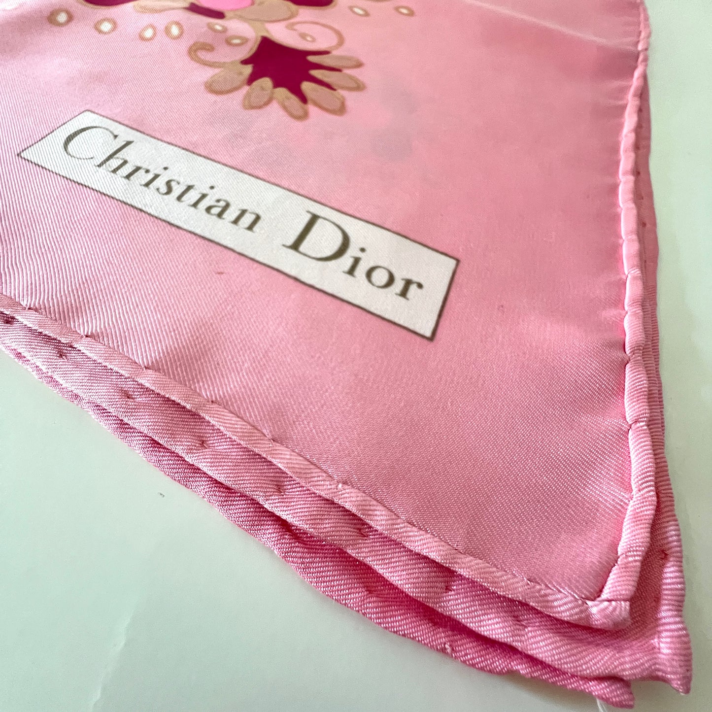 Apaszka Christian Dior – różowo-pudrowa, wzór paisley, 80×80 cm, oryginalne pudełko