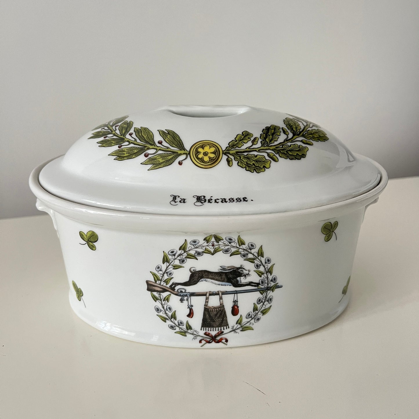Luksusowa teryna Porcelaine d'Auteuil Paris – „Le Lièvre & La Bécasse”