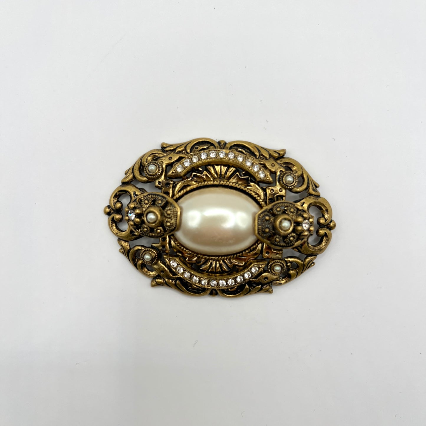 Broszka vintage Agatha Paris – perła i stare złoto