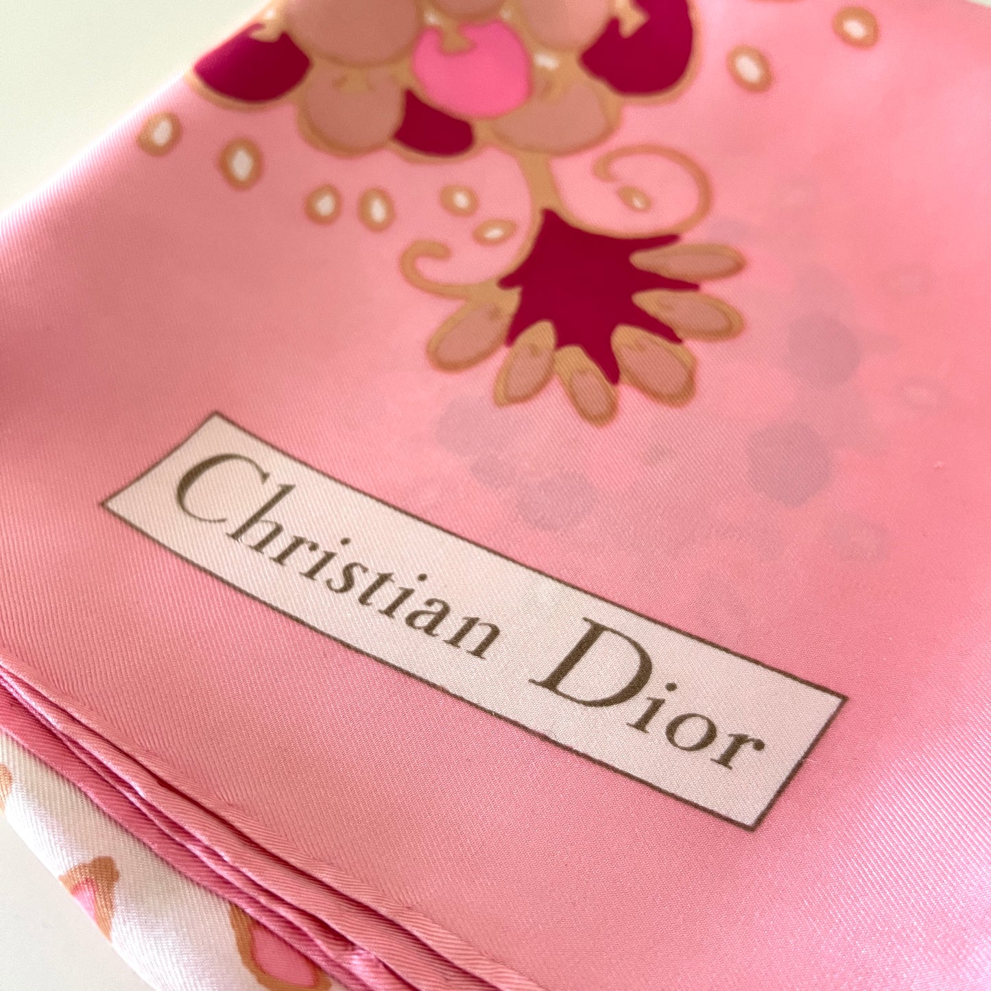 Apaszka Christian Dior – różowo-pudrowa, wzór paisley, 80×80 cm, oryginalne pudełko