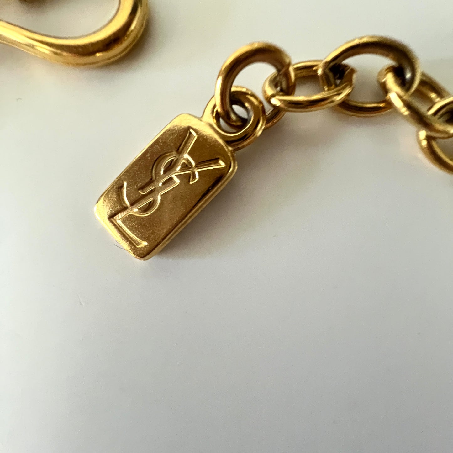 Naszyjnik vintage Yves Saint Laurent – czerwone kaboszony, lata 80.