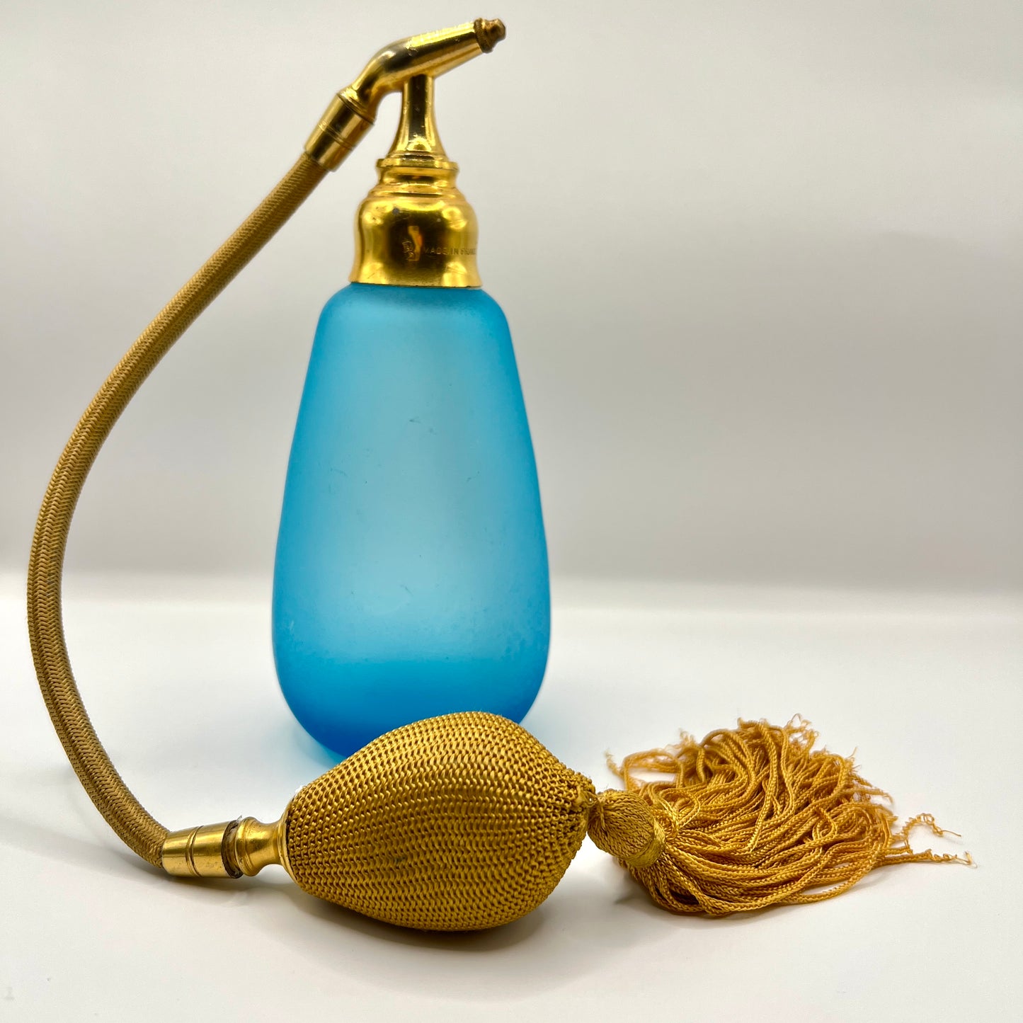 Luksusowy Atomizer do Perfum Vintage – Baccarat dla Marcel Rochas | Błękitne Szkło Satynowe | Made in France