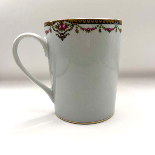 Kubek porcelanowy francuski Filet fait main bordiura-różyczki region Limoges