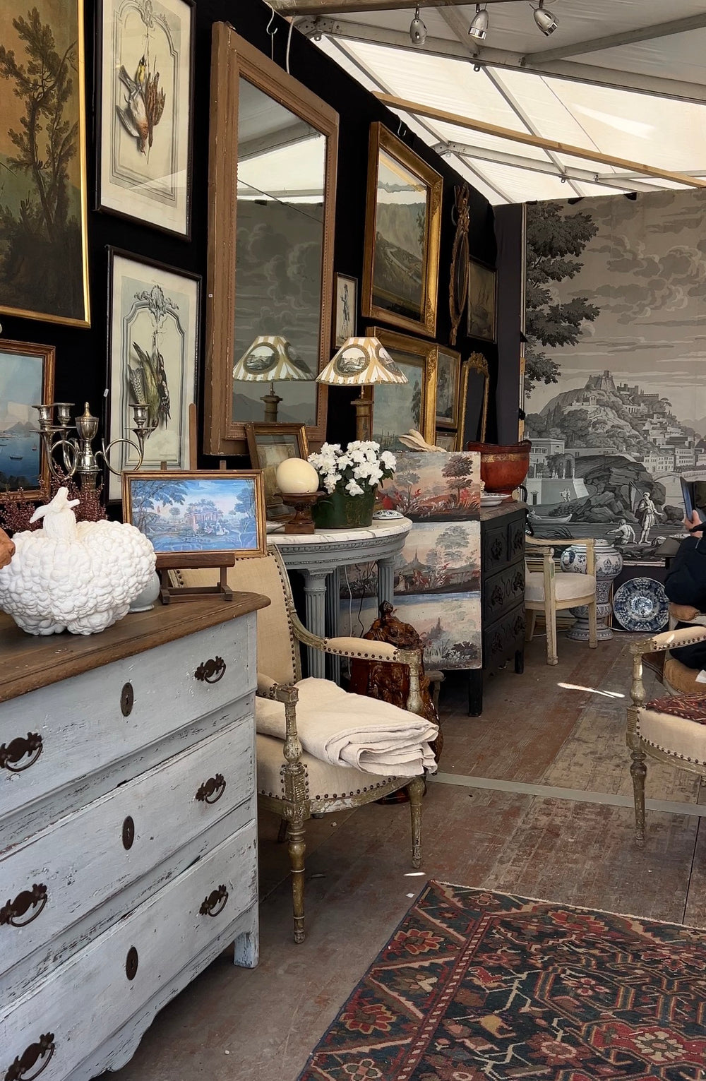 Vintage fine art gallery image