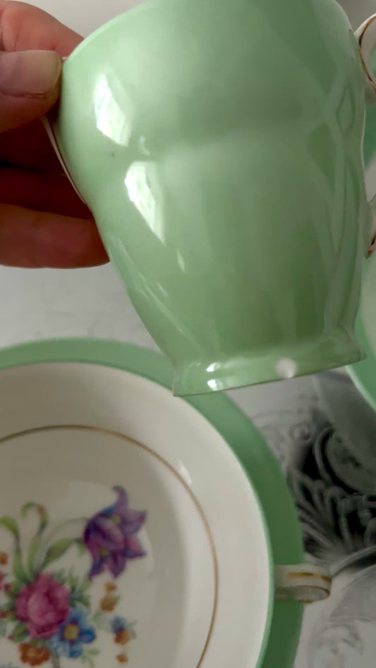 Limoges G. Boyer & Cie – komplet porcelanowy, miętowa zieleń ze złotem